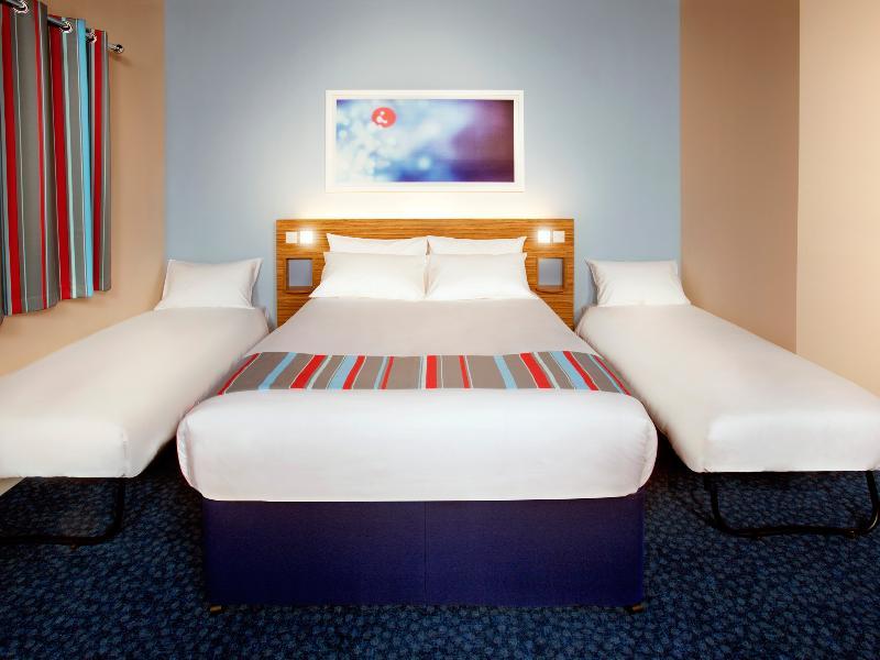 Travelodge London Crystal Palace Экстерьер фото